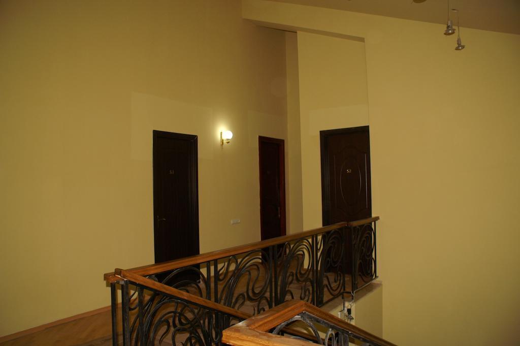 Europa+T Hotel Tbilisi Zimmer foto
